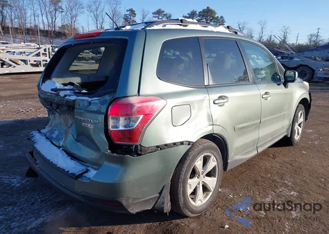 2015 Subaru Forester 2.5I Premium из США, поврежденный, VIN JF2SJAFCXFH561735